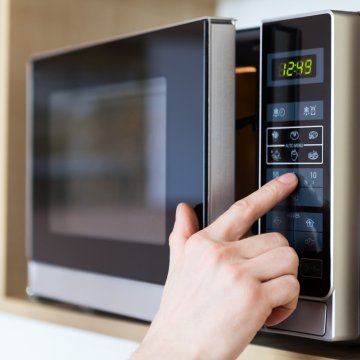 setting microwave oven
